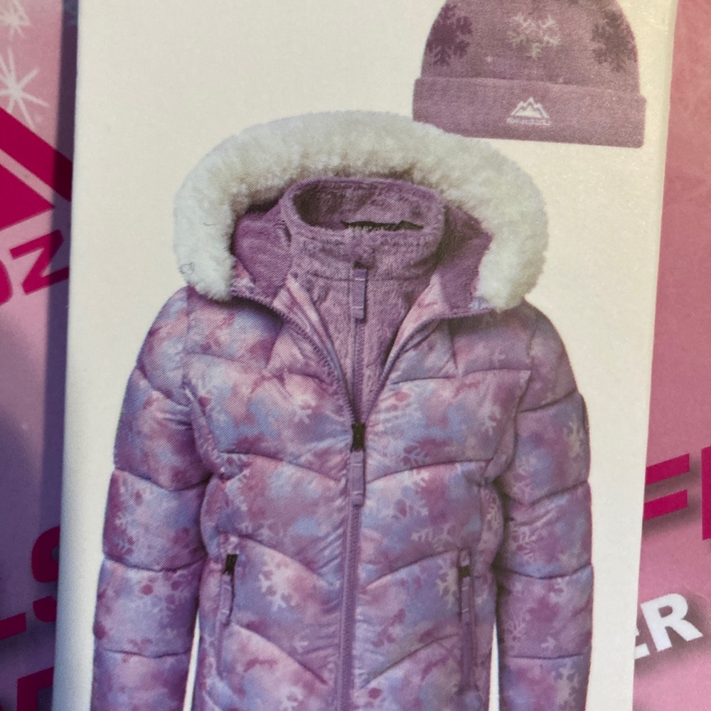 Snowzu Girls NWT Coat. Size 6